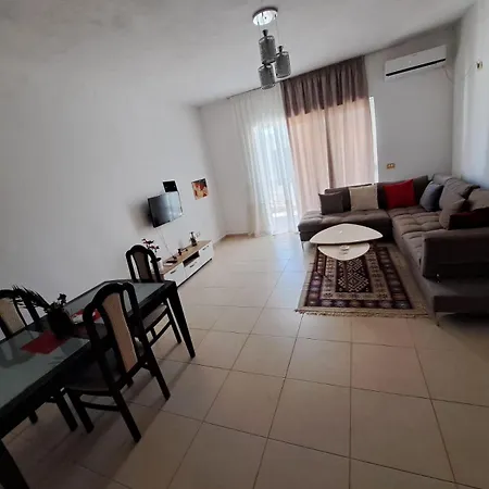 Enmar Promenade ساراندا